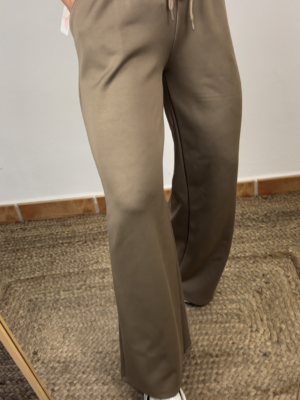 Pantalón chándal taupe