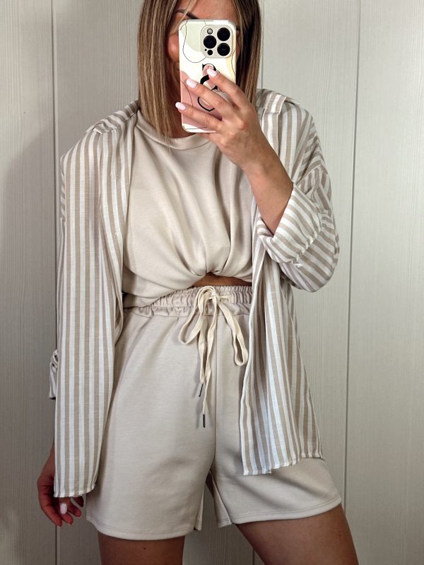 Conjunto Abril