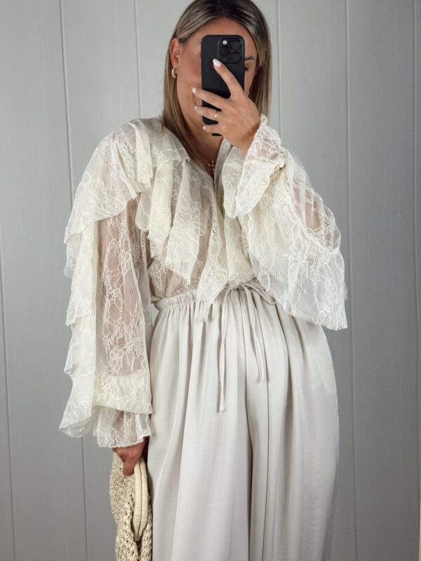 Blusa romántica